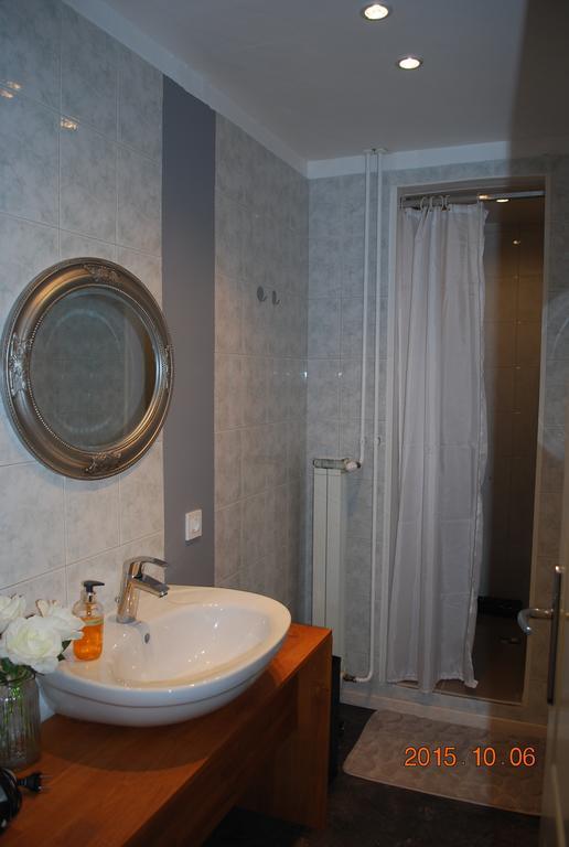 Apartment Center 25 Λιουμπλιάνα Δωμάτιο φωτογραφία