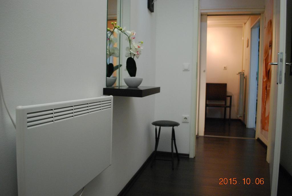 Apartment Center 25 Λιουμπλιάνα Δωμάτιο φωτογραφία